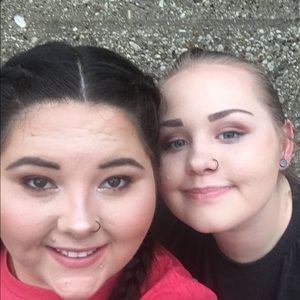 Meet your Posher, Savannah